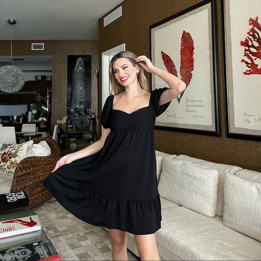 Summer cute dress, small , new, puff sleeves, sweetheart neckline,